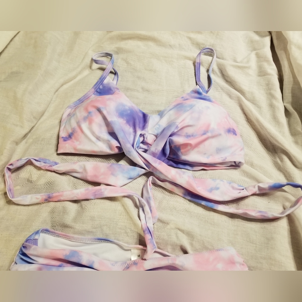 Nwt slimming wrap around bikini medium - Picture 3 of 12